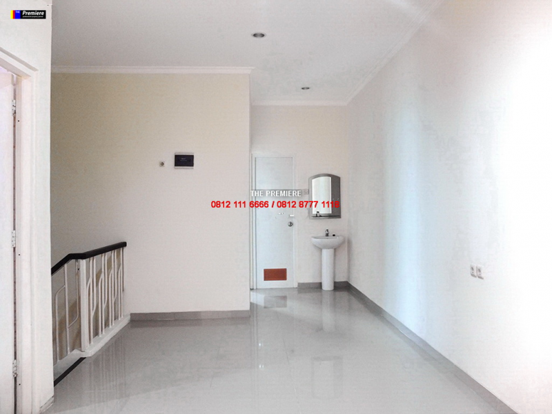 Rumah Kelapa Puan Timur Kelapa Gading, Jakarta Utara, Semi Furnished, Jalan Lebar