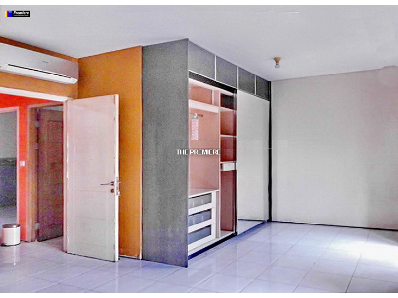 Rumah Gading Nirwana Kelapa Gading, Jakarta Utara, JUAL CEPAT, TAWAR AJA !!