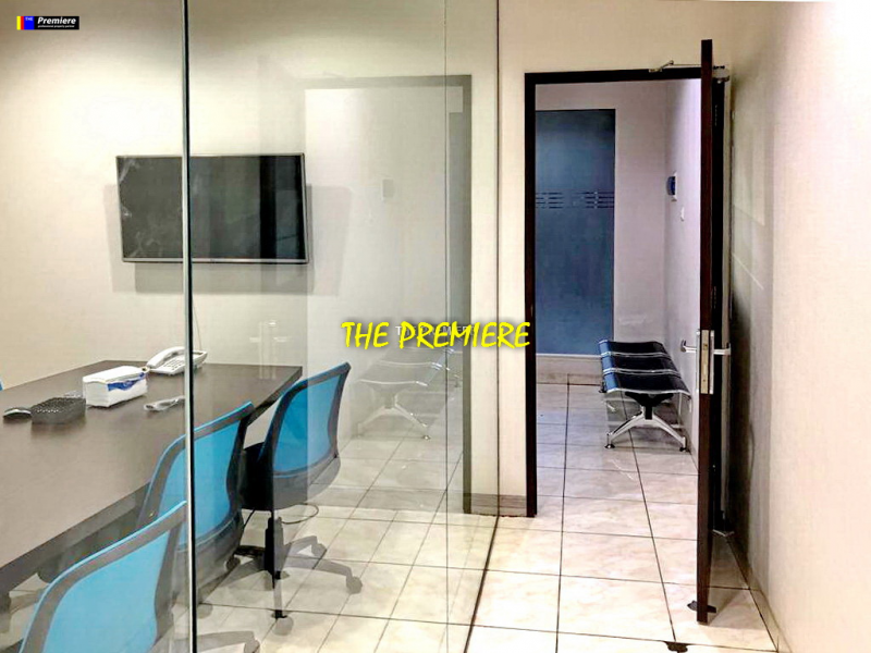 Ruko Frenchwalk MOI Kelapa Gading, Jakarta Utara, HARGA MASUK OTAK !!