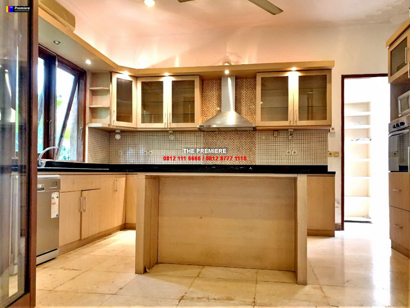 Disewakan Rumah Pejaten Barat, Pejaten, Jakarta Selatan, KOLAM RENANG EXPATRIAT