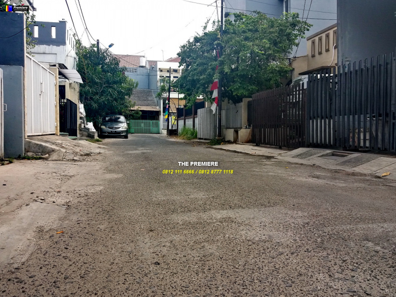 Rumah Gading Indah Kelapa Gading, Jakarta Utara, MINIMALIS JEPANG !!