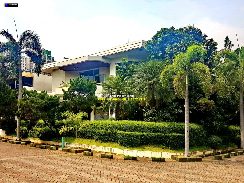 Rumah Bukit Gading Villa Kelapa Gading, Jakarta Utara, HITUNG TANAH !!