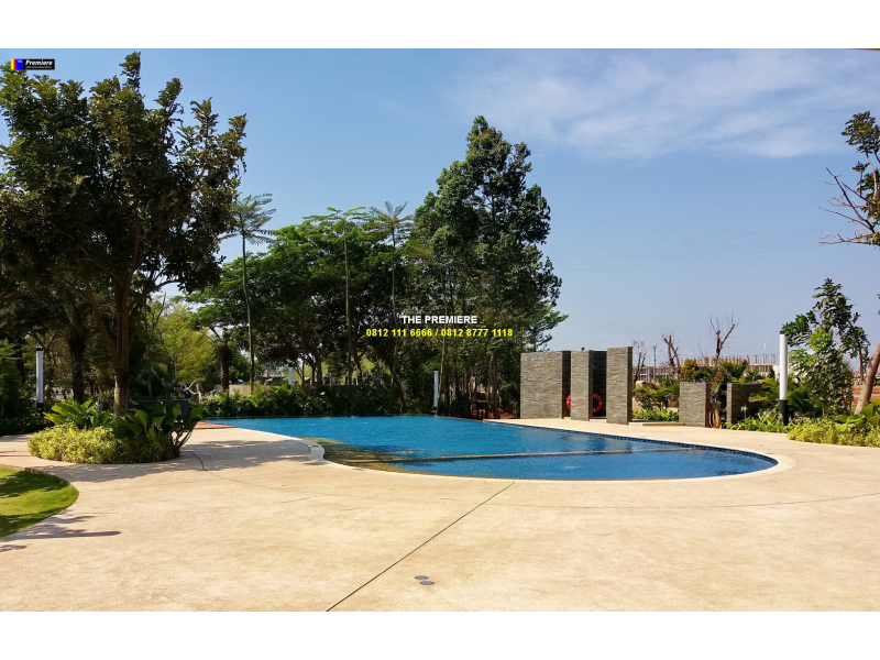 Rumah Sedayu City Kelapa Gading, Jakarta Utara, Langsung Kolam Renang !!